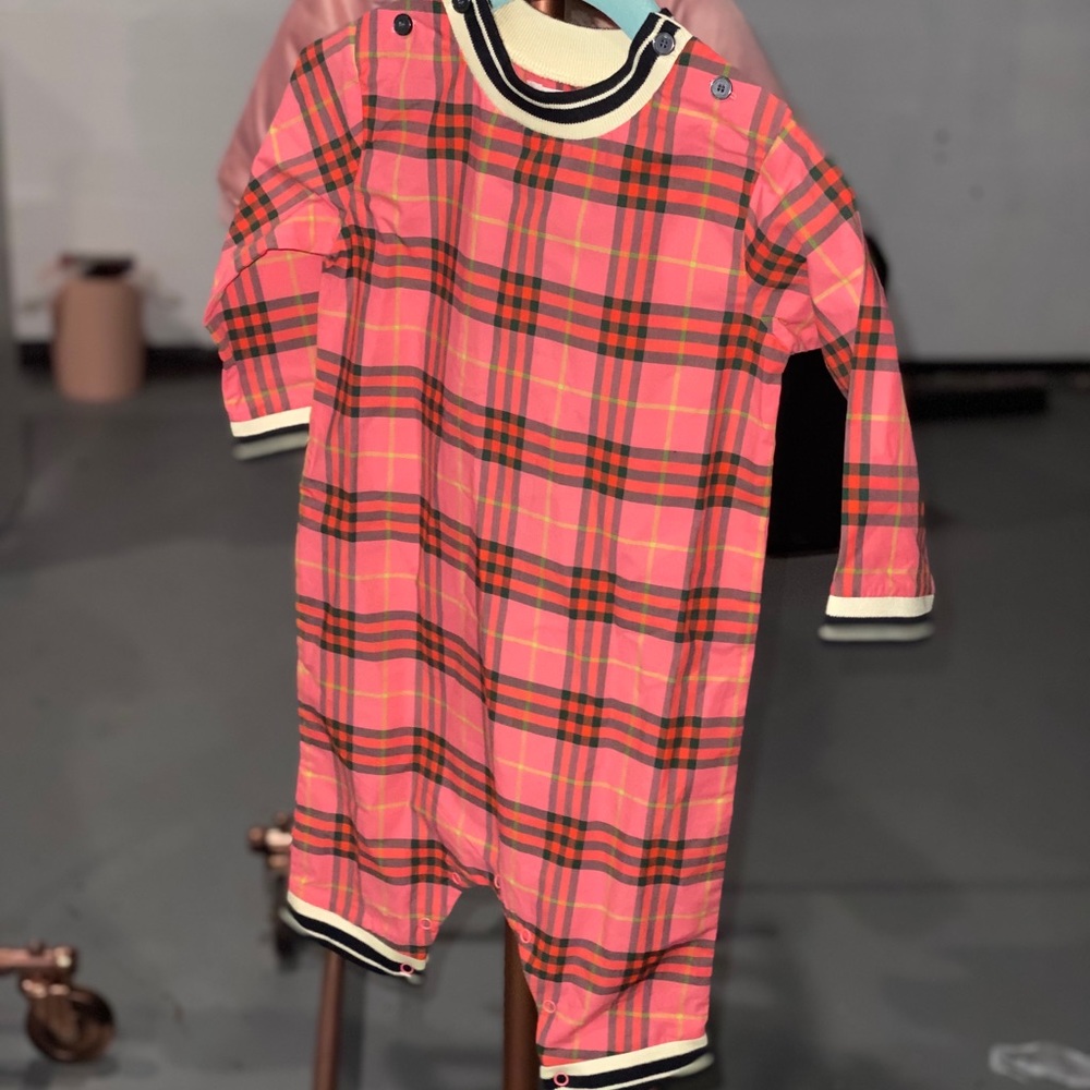 🗣NWT🗣 Burberry Romper